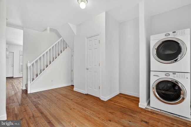 Building Photo - 1642 S Hanover St