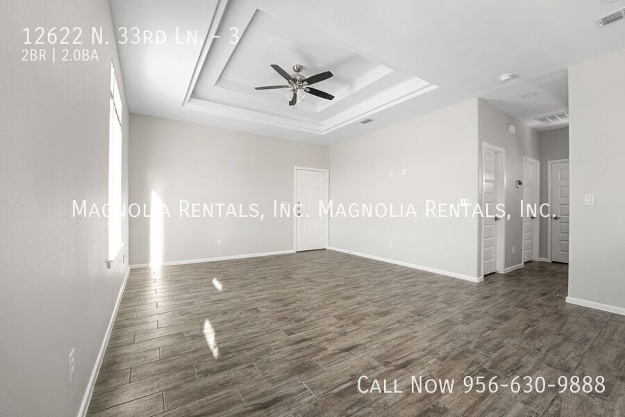 Building Photo - 12622 N 33rd Ln