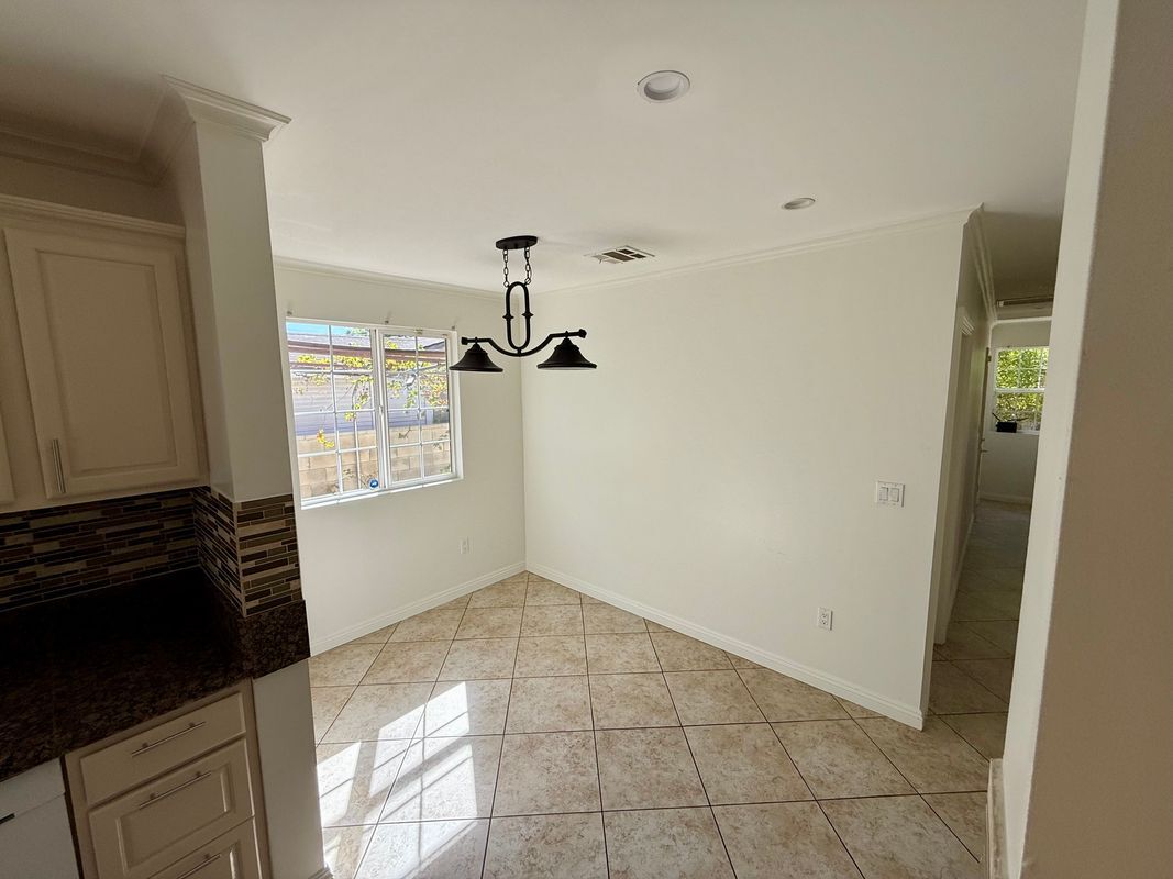 Building Photo - 1838 Glenwood Rd