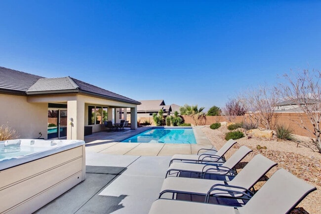 Building Photo - 3364 W 2490 S