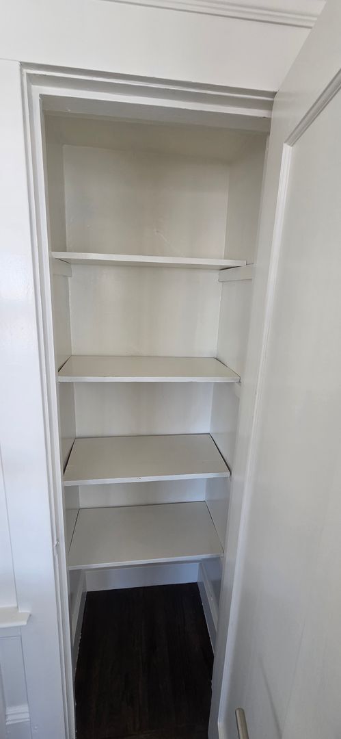 Building Photo - Grove St | 1927-1929