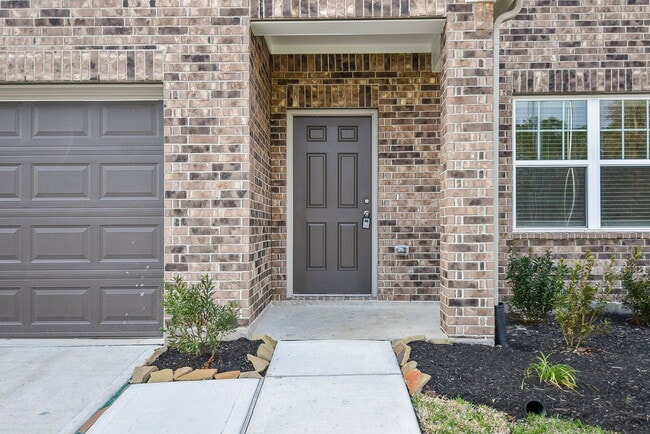 Building Photo - 3603 Admiralty Dr