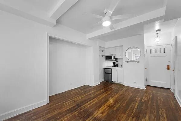 Building Photo - 5 Tudor City Pl