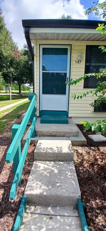 Building Photo - 33305 Ryan Dr