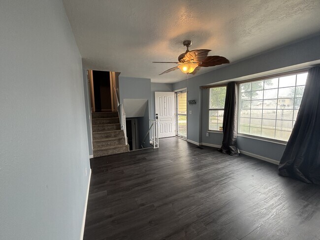 Building Photo - 4042 Powder View Cir