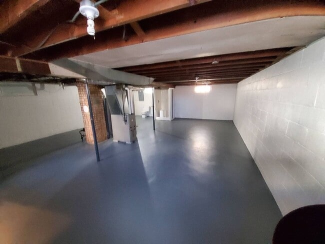 Building Photo - 1723 Harold St