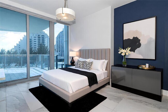 Building Photo - 701 N Fort Lauderdale Beach Blvd