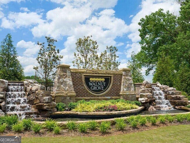 Building Photo - 45 Embry Blvd