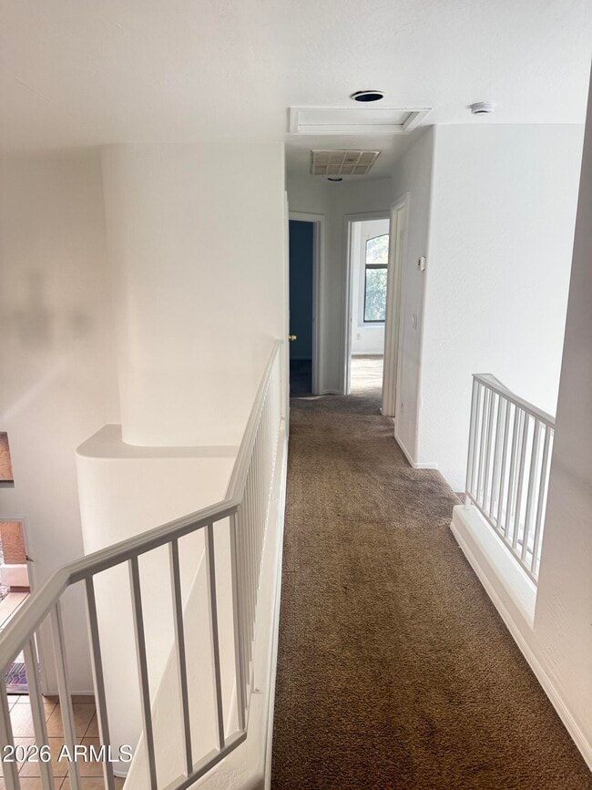 Building Photo - 1922 N 106th Ln