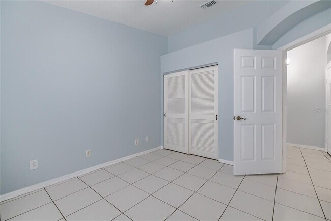 Building Photo - 1510 Oracle Dr