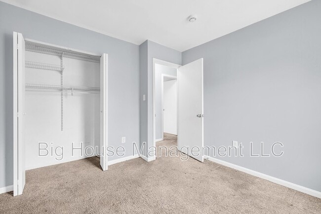 Building Photo - 4536 Reeves Pl