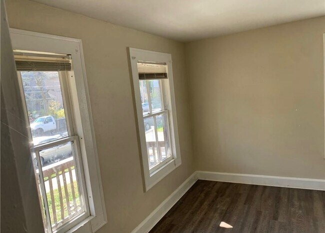 Building Photo - 35 Judson Ave