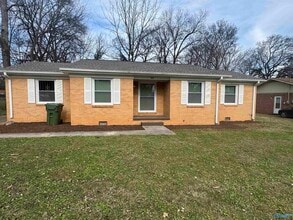 Building Photo - 3610 Williamsburg Dr NW