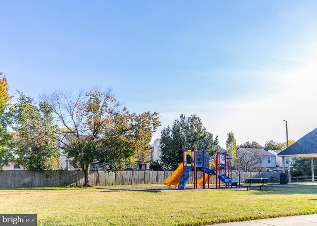 Building Photo - 614 Tuckahoe Creek Ct