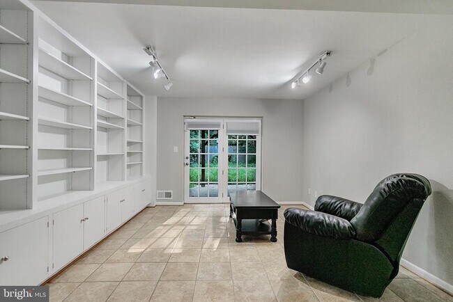 Building Photo - 2108 48th St NW