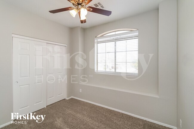 Building Photo - 13171 W Gelding Cir