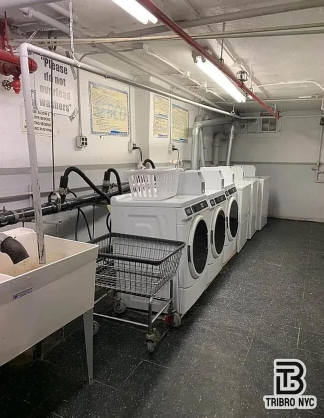 Building Photo - 2 bedroom in New York NY 10029