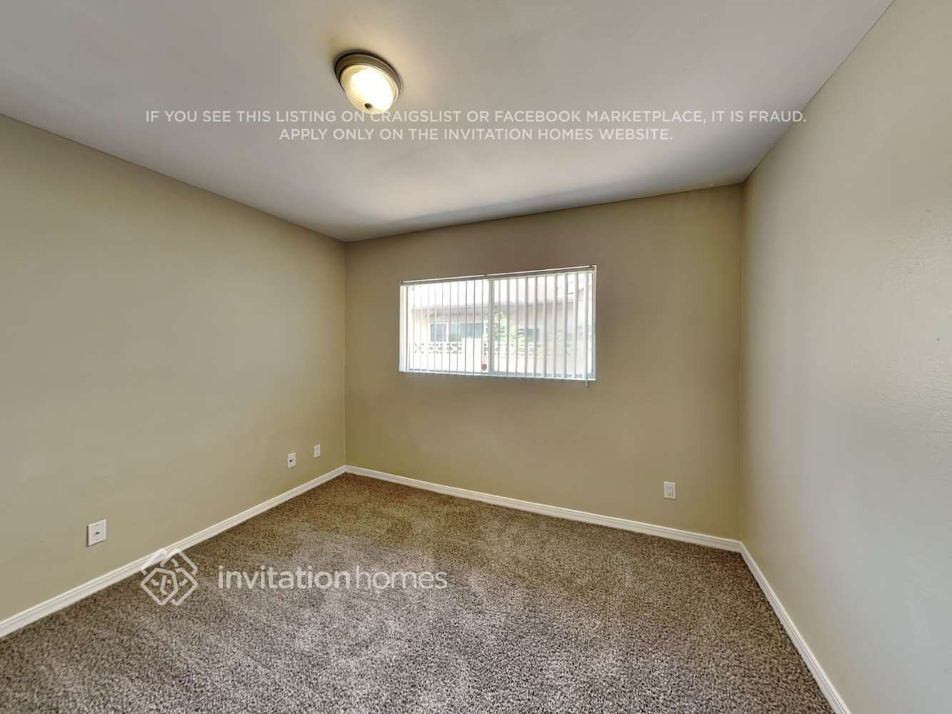 Building Photo - 4637 W Vista Ave