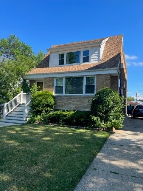 Primary Photo - 5454 W Windsor Ave