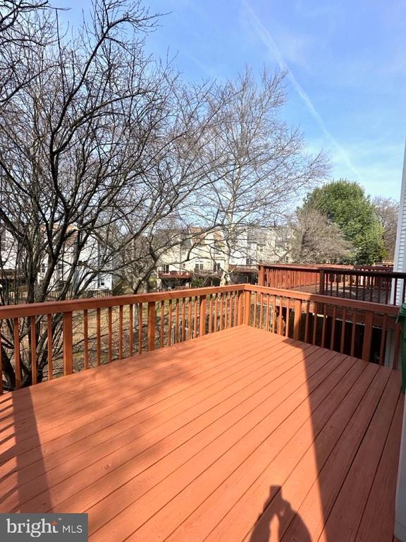 Building Photo - 898 Bayridge Dr