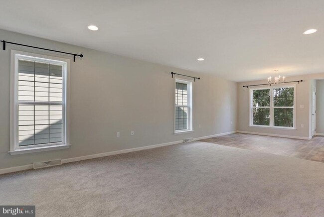 Building Photo - 90 Hoke Farm Way