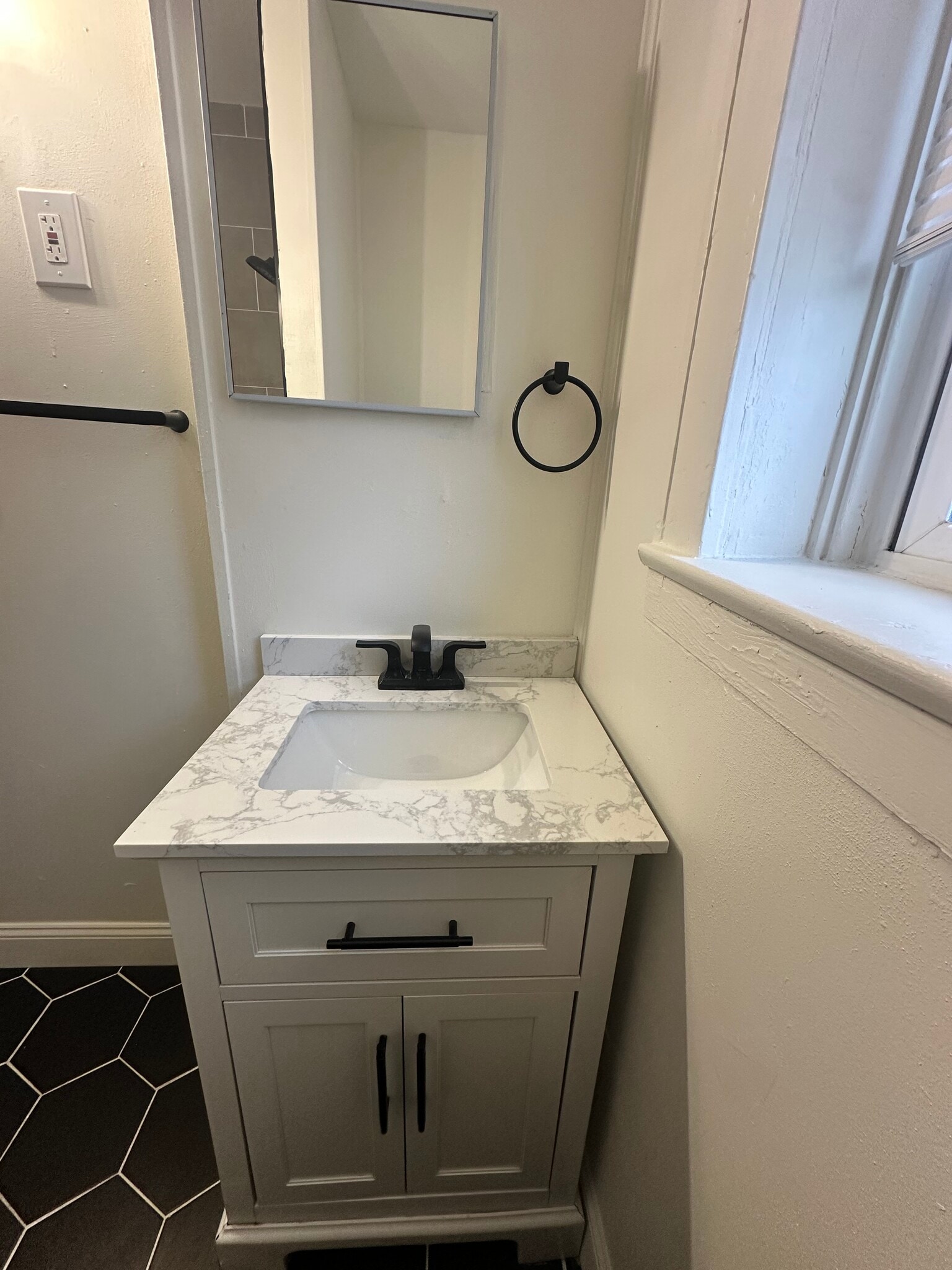 Building Photo - 3148 Miami St