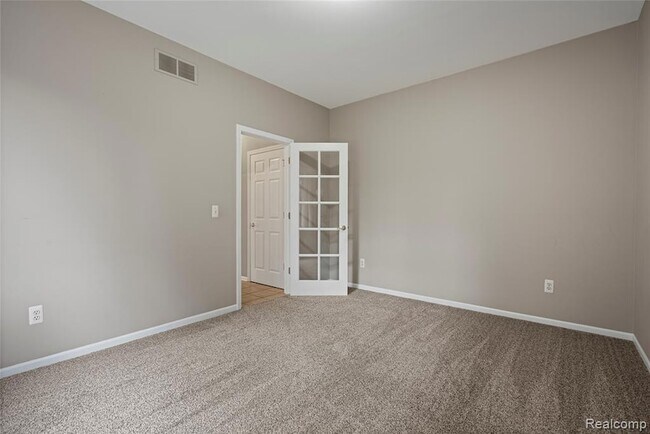 Building Photo - 50353 Livingston Dr