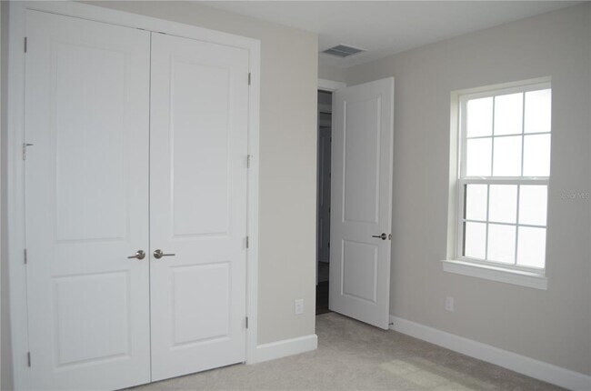Building Photo - 34109 Tributary Ct