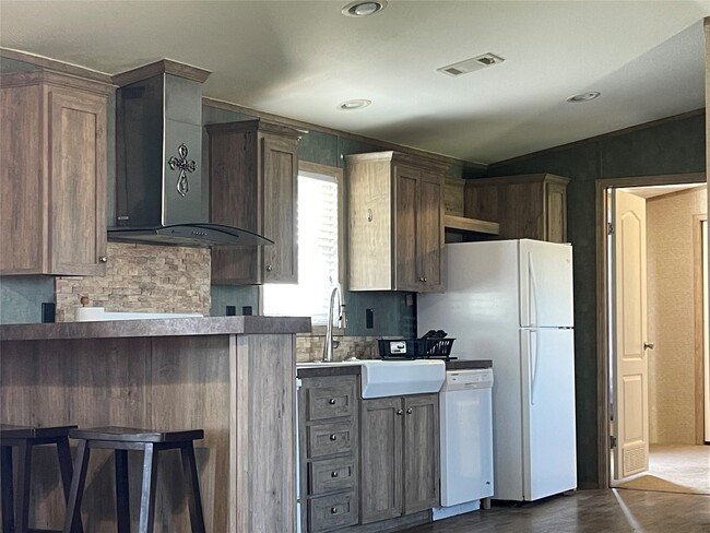 Building Photo - 4 Squid Ln