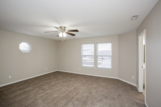 Building Photo - 6887 W Burlington Dr