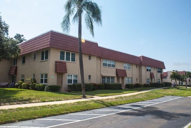 Building Photo - 10037 62nd Ter