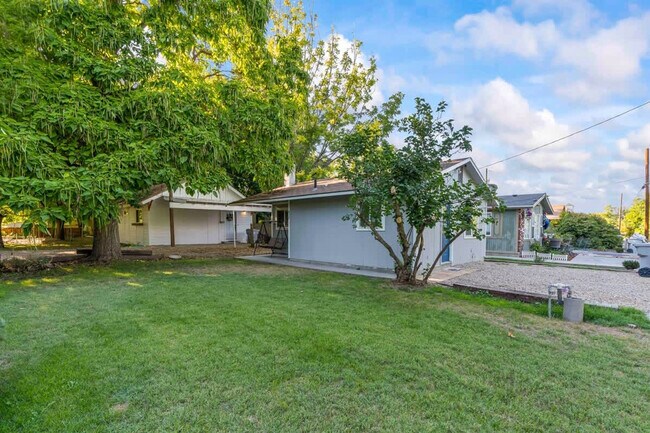 Building Photo - 1503 Fairview Ave