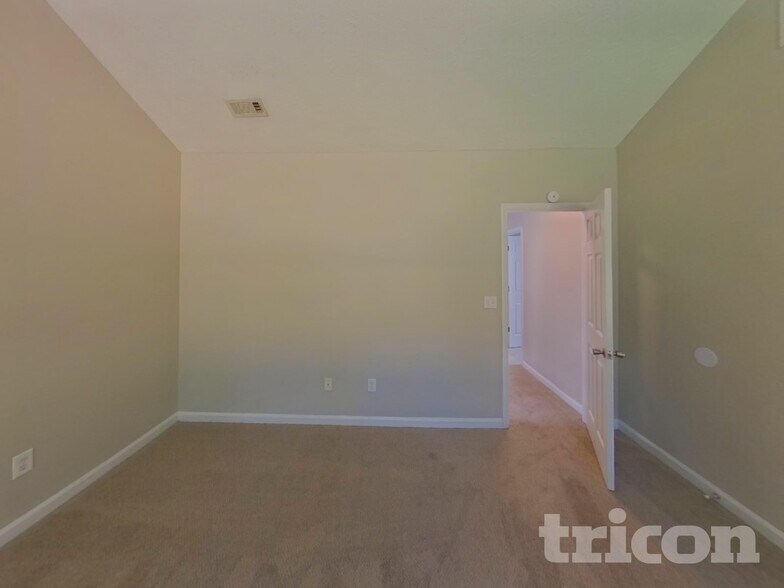 Building Photo - 1132 St Phillips Ct