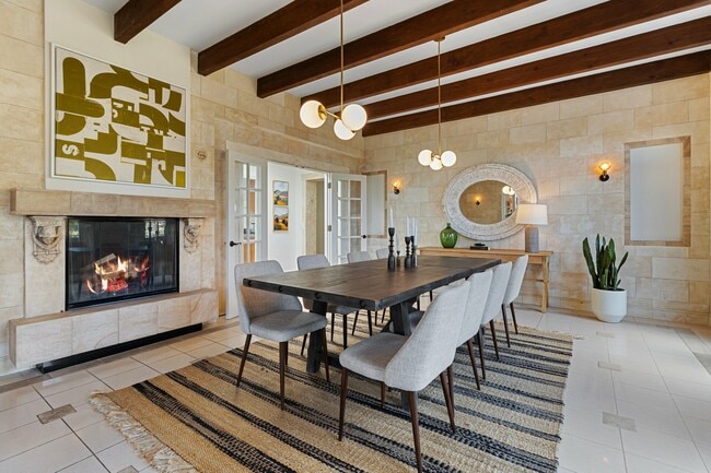 Building Photo - 344 Summit Ave