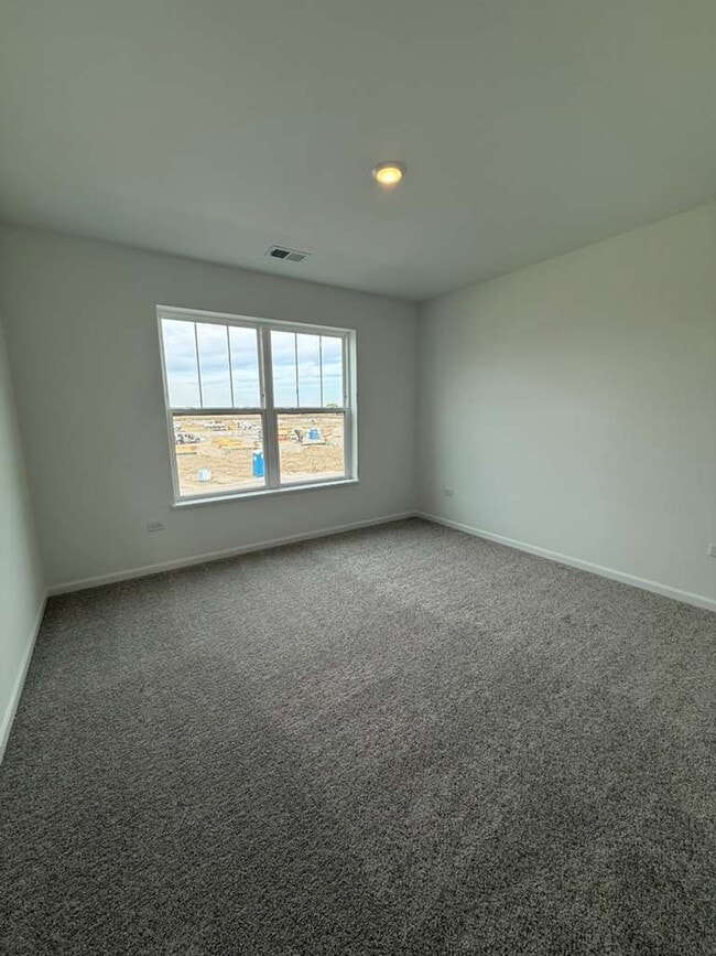 Building Photo - 25747 W Yorkshire Dr