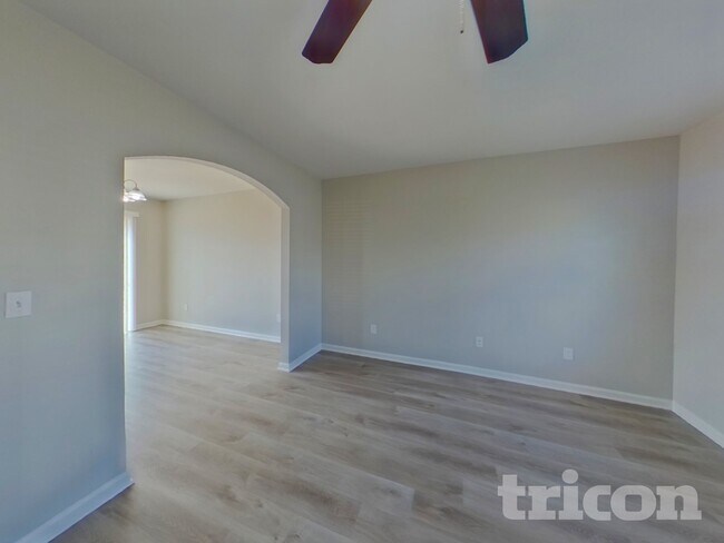 Building Photo - 1090 Heart Pine Dr