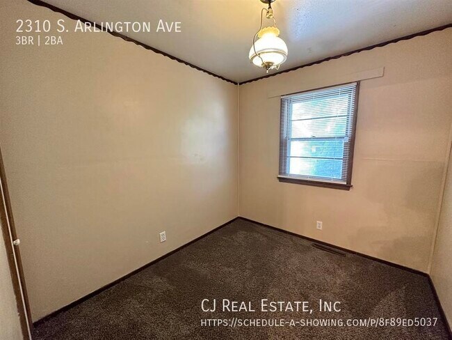 Building Photo - 2310 S Arlington Ave
