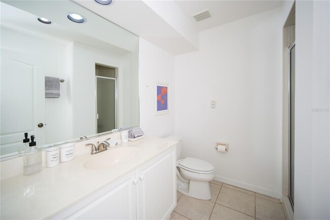 Building Photo - 3702 54th Dr W