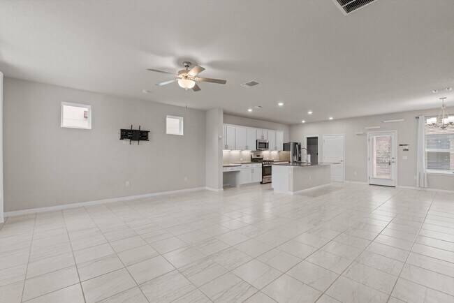 Building Photo - 8809A Whitter Dr