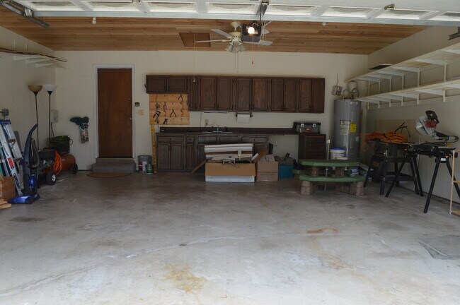 Building Photo - 2713 Shropshire Blvd