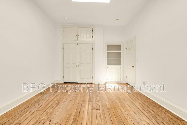 Building Photo - 1302 S St NW