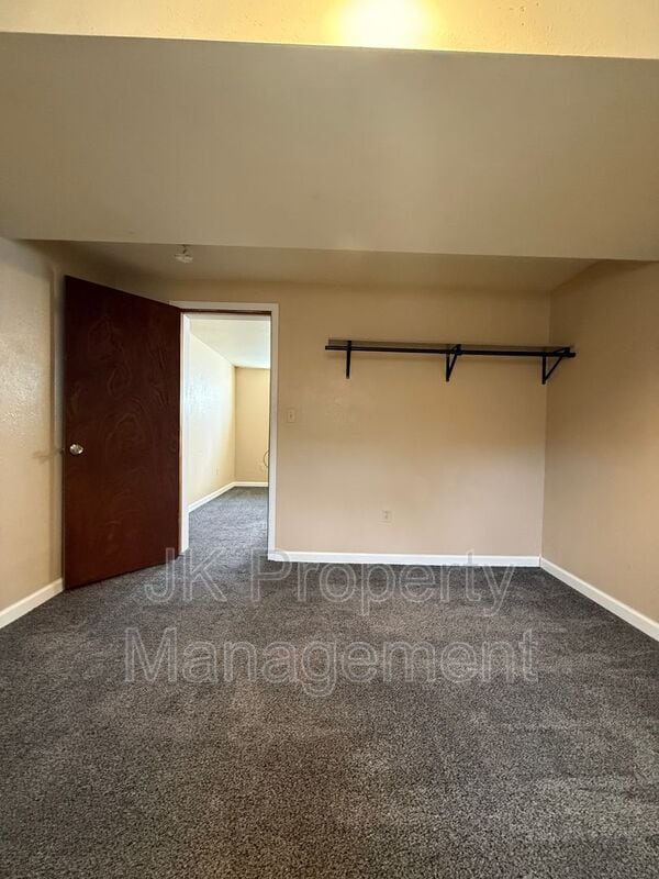 Building Photo - 3108 9th Ave N