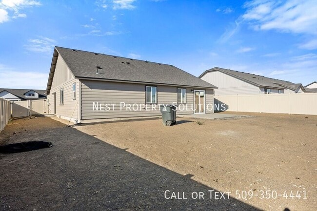 Building Photo - 217 Royal Palm Dr