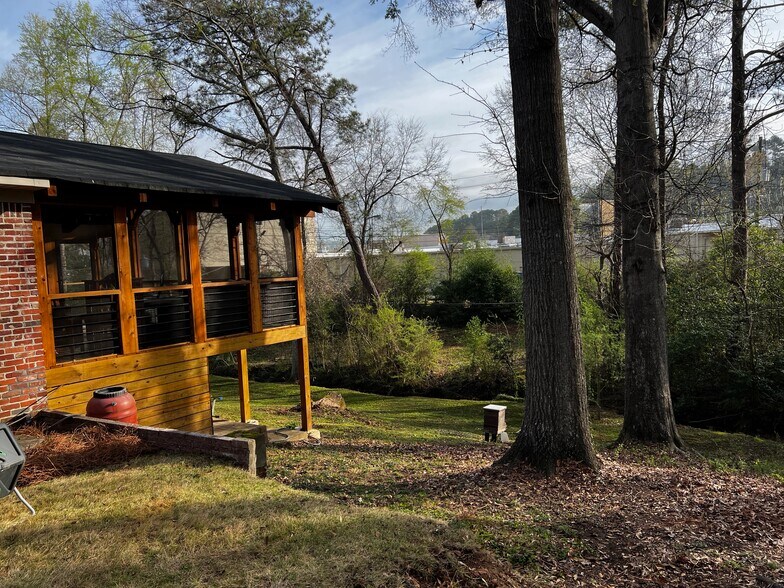 Building Photo - 3024 Whispering Pines Cir