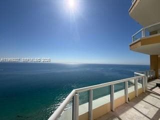 Building Photo - 17875 Collins Ave