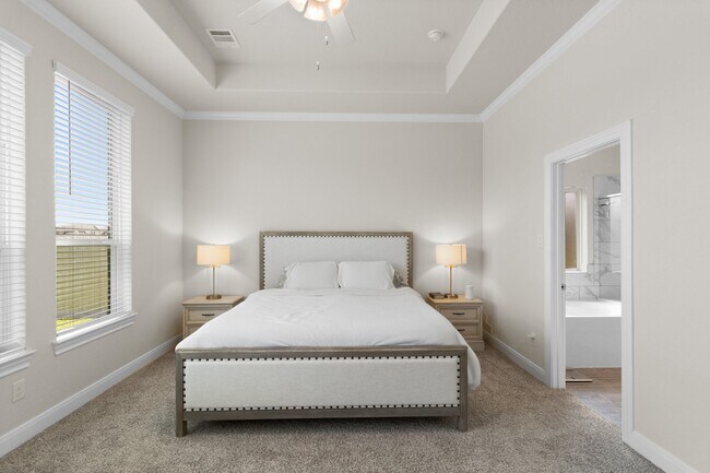 Building Photo - 12114 Champion's Frst Dr