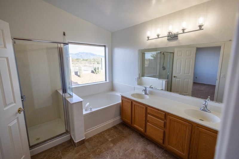 Building Photo - 8546 N Sayante Way