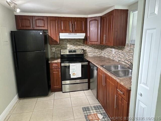 Building Photo - 4205 N University Dr