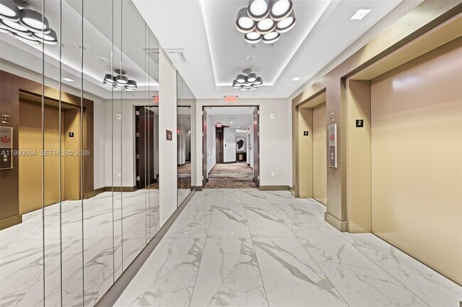 Building Photo - 301 Altara Ave