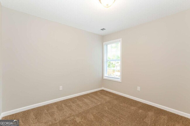 Building Photo - 6961 Mahonia Pl